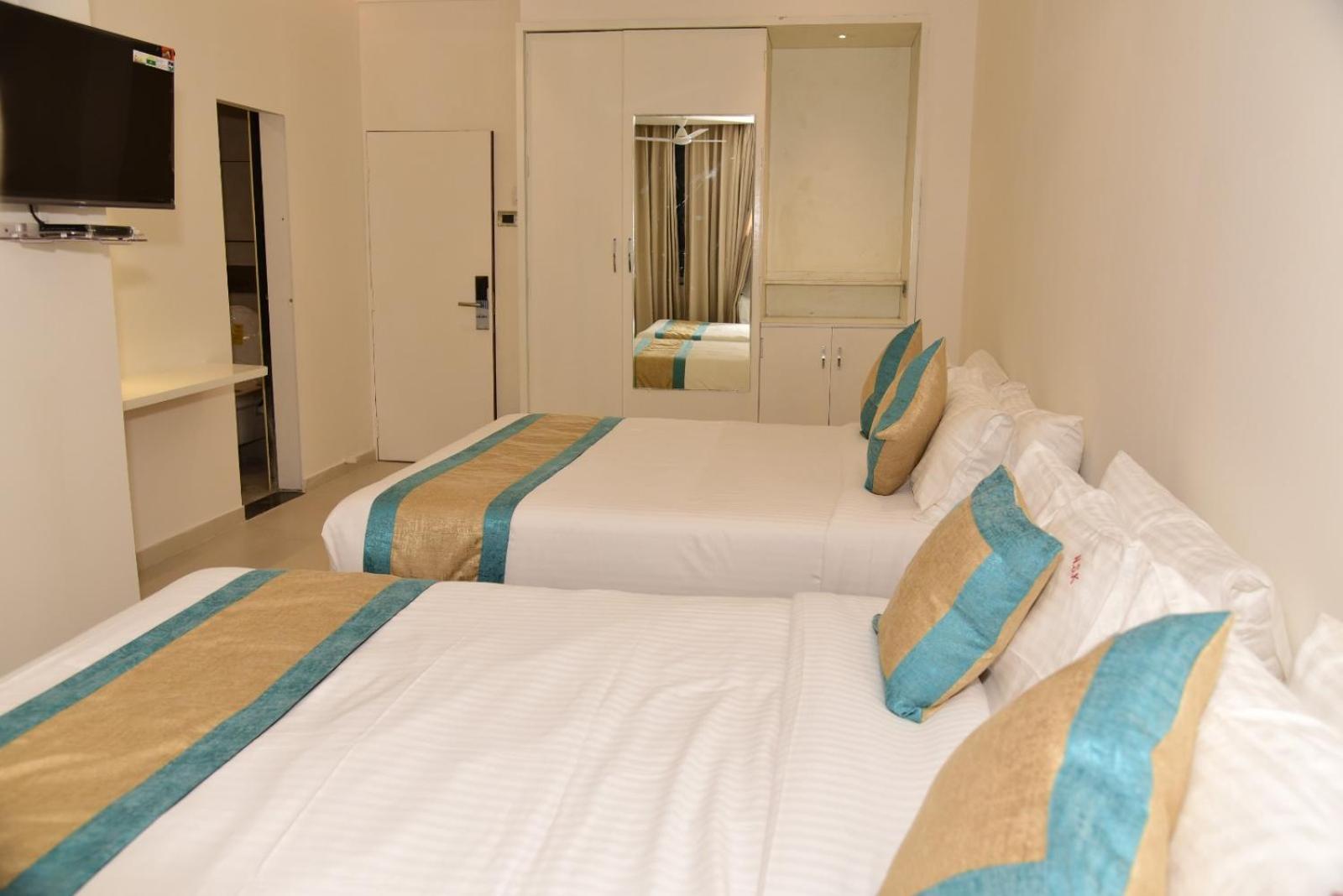 Hotel Sai Krishna شيردي المظهر الخارجي الصورة