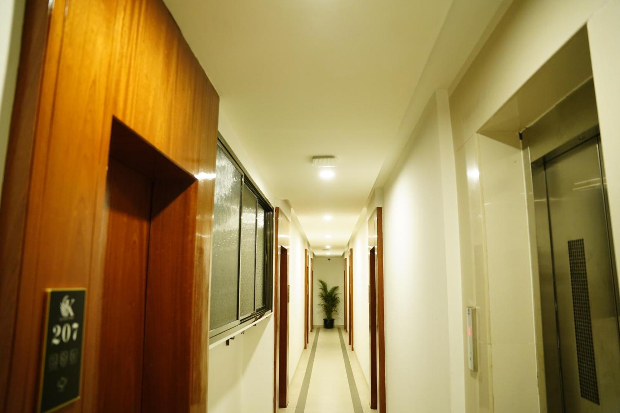 Hotel Sai Krishna شيردي المظهر الخارجي الصورة